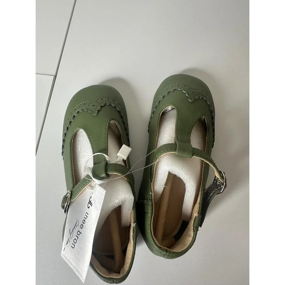 Thee Bron Mary Jane Shoes Kids Size 8 Green New Wide Fit Scalloped T-Strap